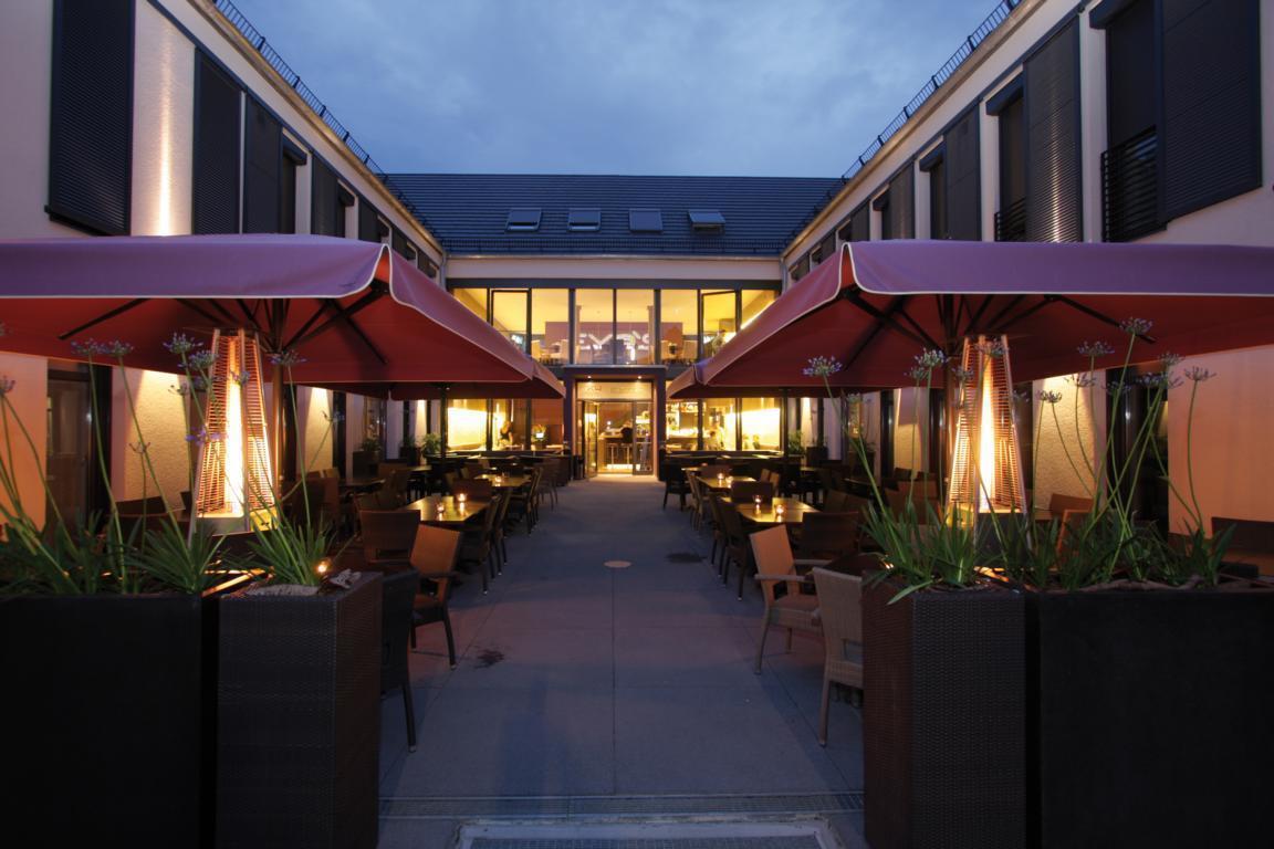 Kh Hotel Mit Restaurant Geisenfeld Esterno foto