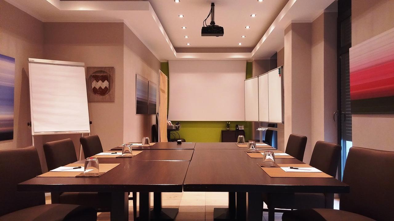 Kh Hotel Mit Restaurant Geisenfeld Esterno foto