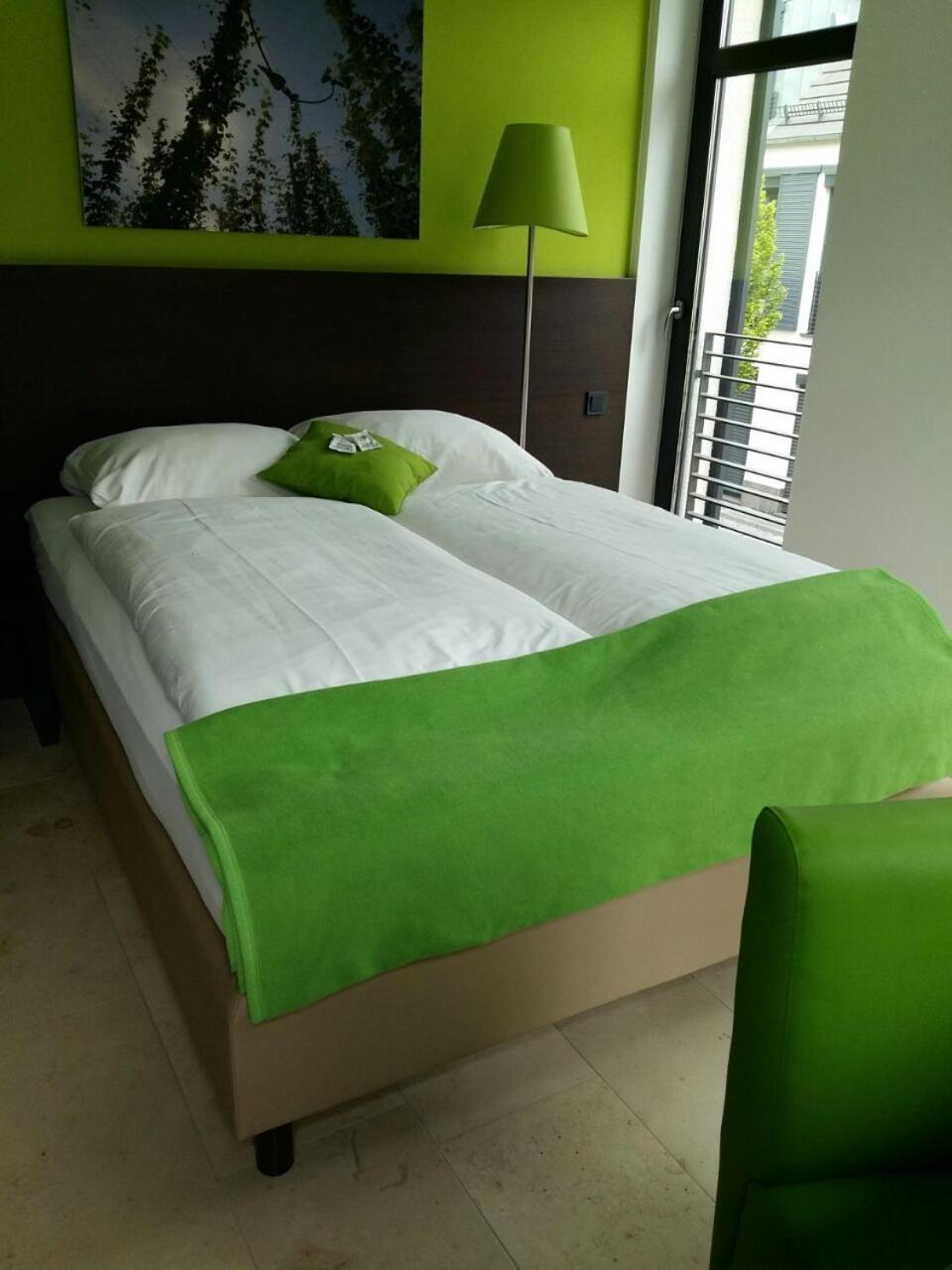 Kh Hotel Mit Restaurant Geisenfeld Esterno foto