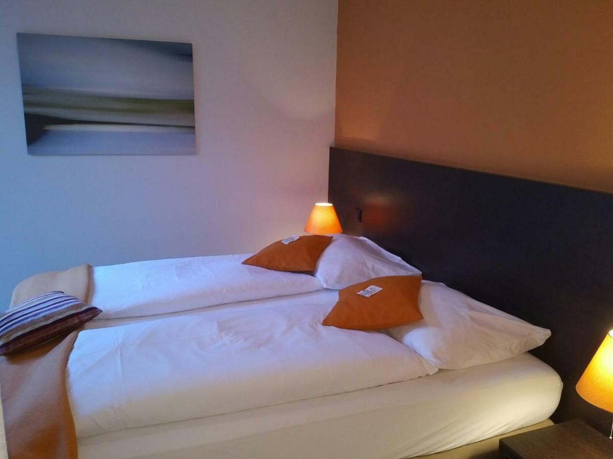 Kh Hotel Mit Restaurant Geisenfeld Esterno foto